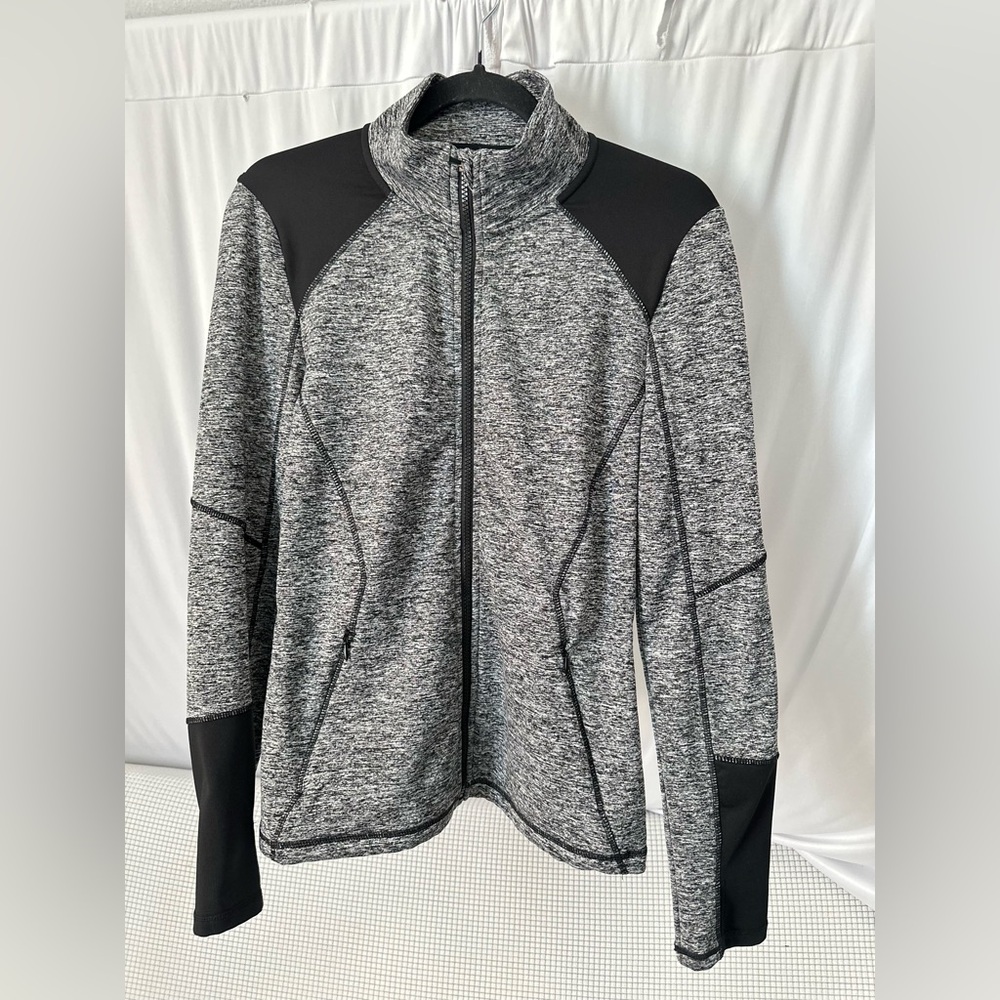 Lark & Ro Women's Heather Gray and Black Utility Jacket